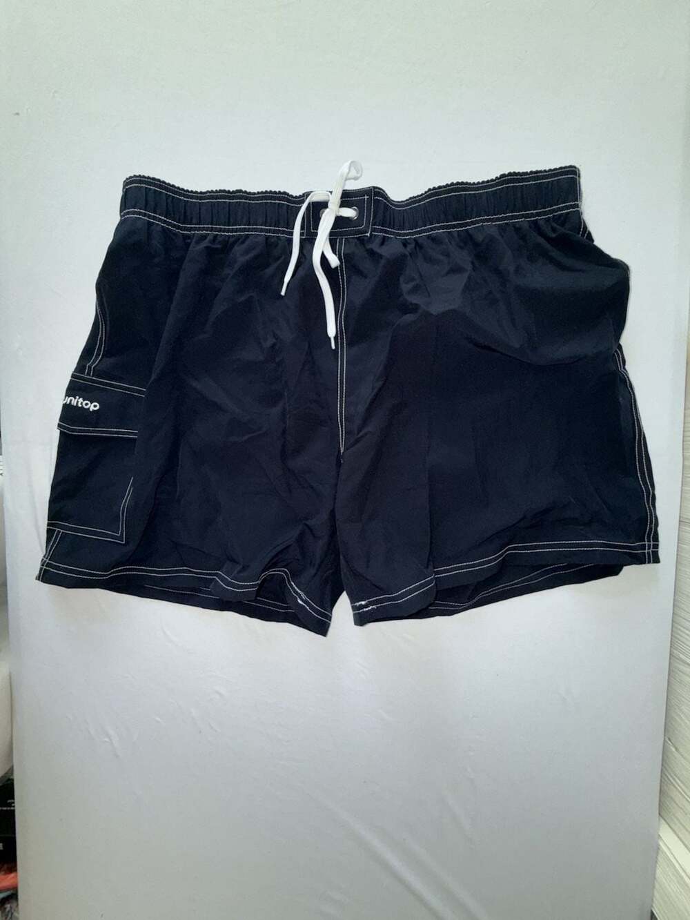 Unitop Men's Cargo Swim Trunks with Contrast Stitching (b33)